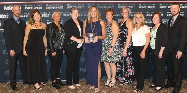 Solid-Platforms-5P7A5864-770x439_c